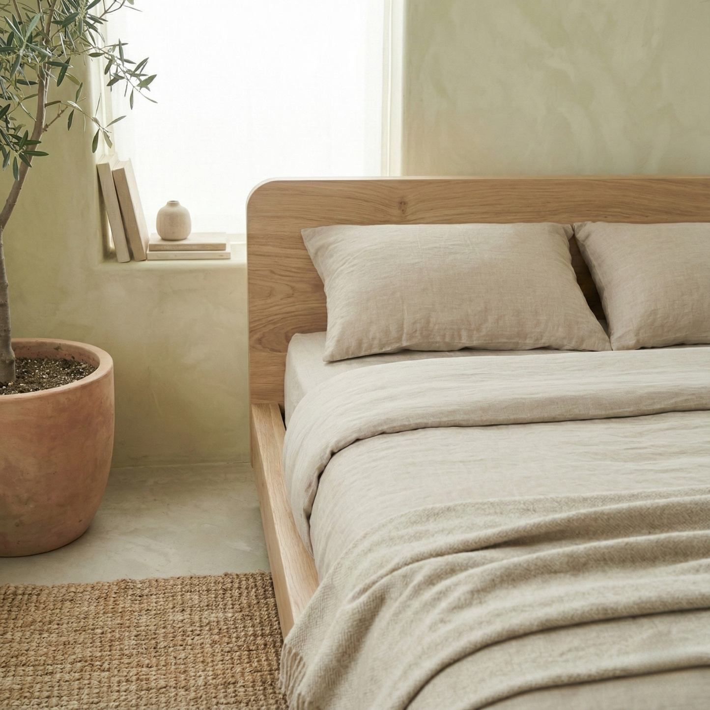 Handcrafted Solid Wood Japandi Platform Bed with Rounded Headboard Kitchnce
