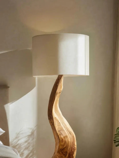 Modern Sculptural Floor Lamp With Curved Base For Bedroom Kitchnce